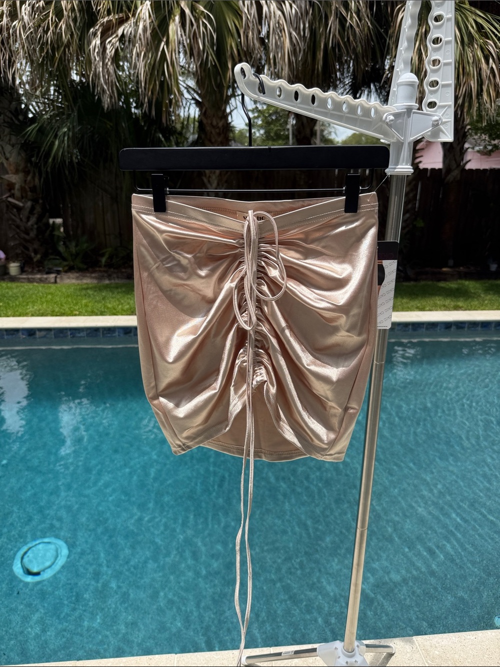 Metallic Rose Gold Ruched Mini Skirt Size Medium NWT